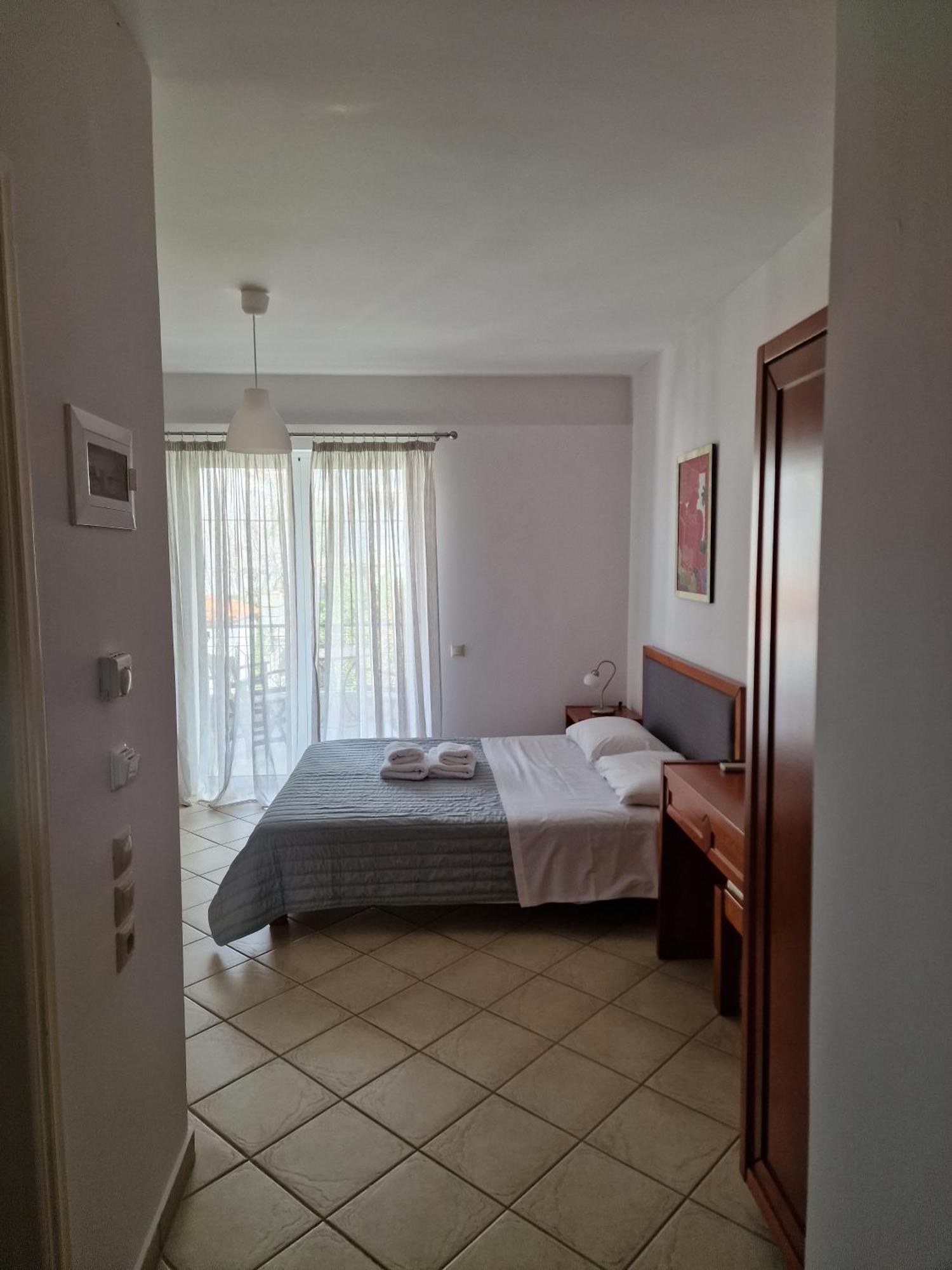 Porto Xronia Aparthotel Hrónia Kültér fotó