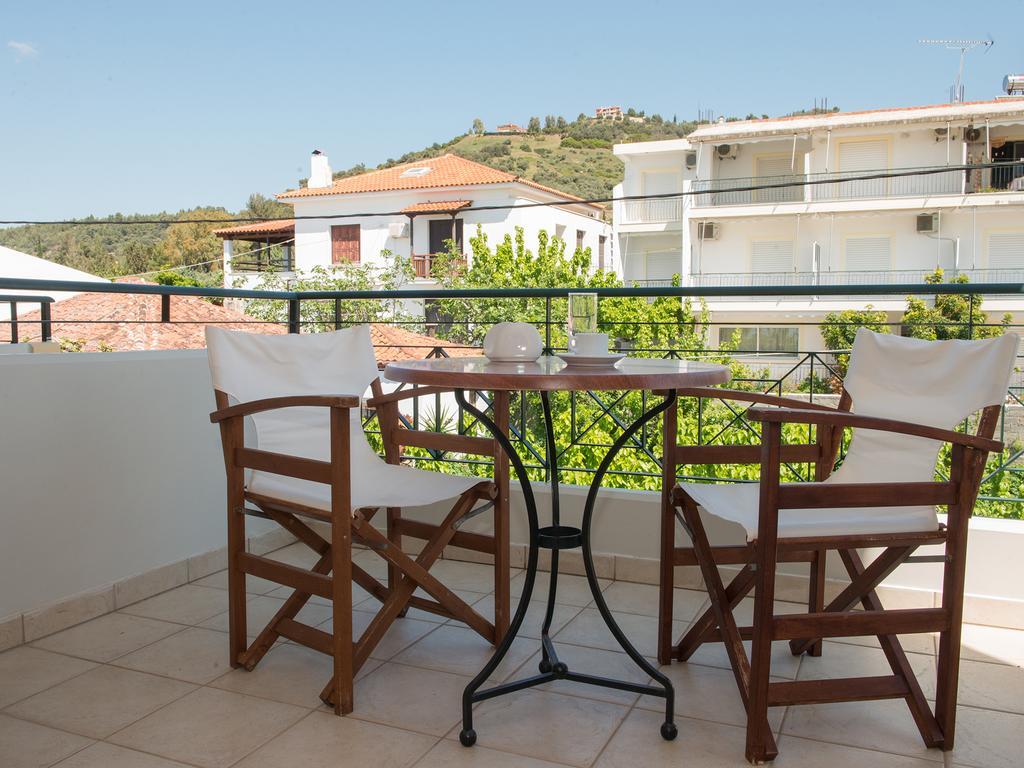 Porto Xronia Aparthotel Hrónia Kültér fotó